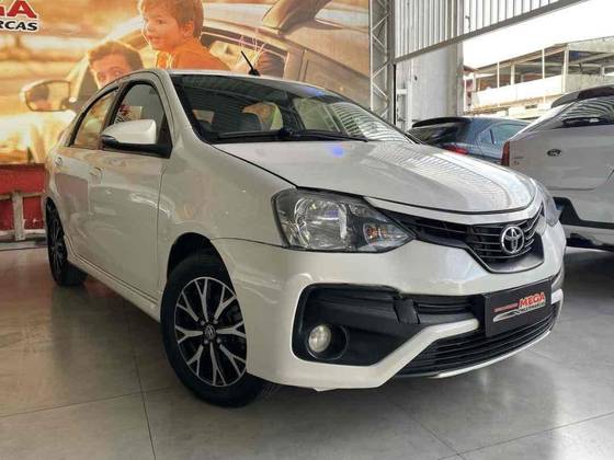 TOYOTA ETIOS 1.5 PLATINUM SEDAN 16V FLEX 4P AUTOMÁTICO